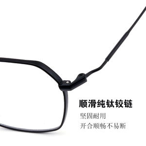 กรอบแว่นตาไทเทเนียมแท้ทรงสี่เหลี่ยมขนาดกลางสำหรับทุกเพศสไตล์เรโทรดูเป็นธรรมชาติ - Product Image 5