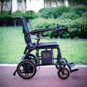 Sedia a Rotelle Elettrica Leggera in Fibra di Carbonio per Adulti con Batteria Rimovibile per Utenti Disabili e Anziani in Ospedali e a Casa - Product Image 2