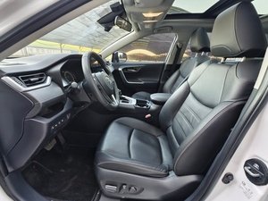 SUV Compacto de Segunda Mano para <span class=keywords><strong>RAV4</strong></span> Revo <span class=keywords><strong>2023</strong></span> 2.0L CVT 2WD Edición <span class=keywords><strong>Style</strong></span> Plus, 5 Asientos, Gasolina, Euro IV, 25-50k Millas, Volante a la Izquierda - Product Image 5