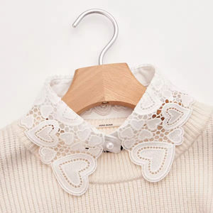 Col amovible <span class=keywords><strong>Tory</strong></span> <span class=keywords><strong>Burch</strong></span> pour <span class=keywords><strong>homme</strong></span>, col de t-shirt en perles naturelles, col fantaisie en pierre, style pastoral et clérical - Product Image 5