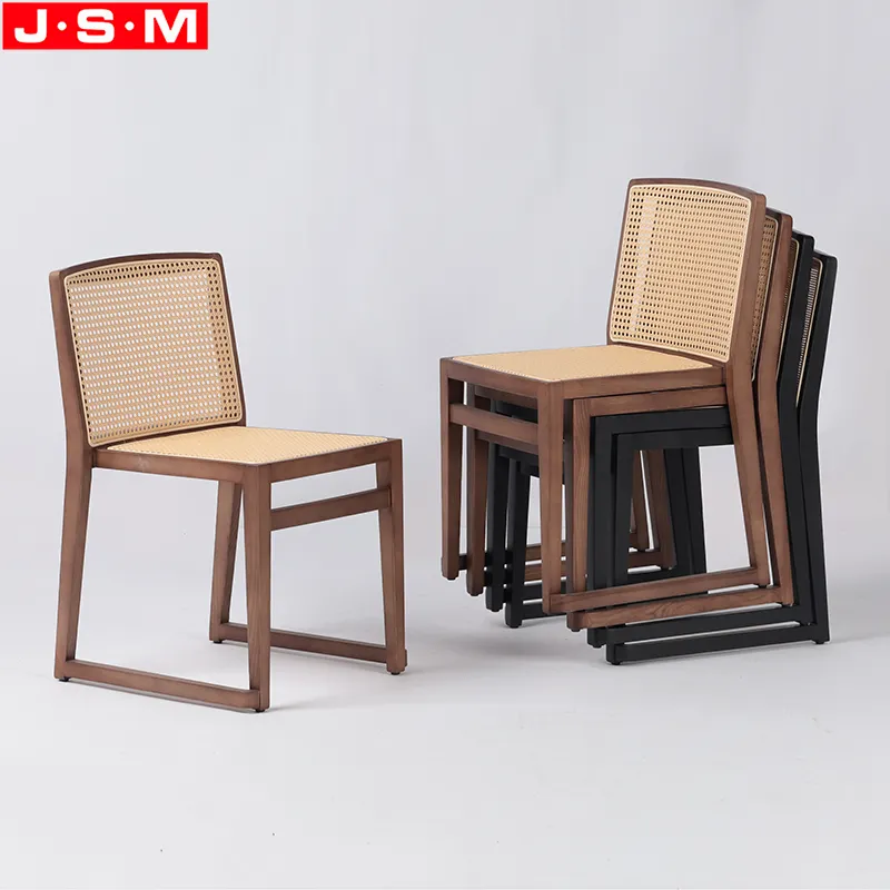 Cadeira de jantar empilhável de madeira maciça com moldura de cinza com traseira de Rattan de design luxuoso