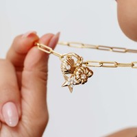 Colgante de Joyería Personalizada de Moda DIY con Cadena Básica, Diseño Herradura y Mariposa, Chapado en Oro