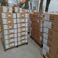 C9200L-48P-4X-E Catalyst 9200L Series 48-Port PoE+ Gigabit Switch dengan 4x10G SFP+ Uplink, Layer 3 QoS, Kapasitas Switching 208Gbps
