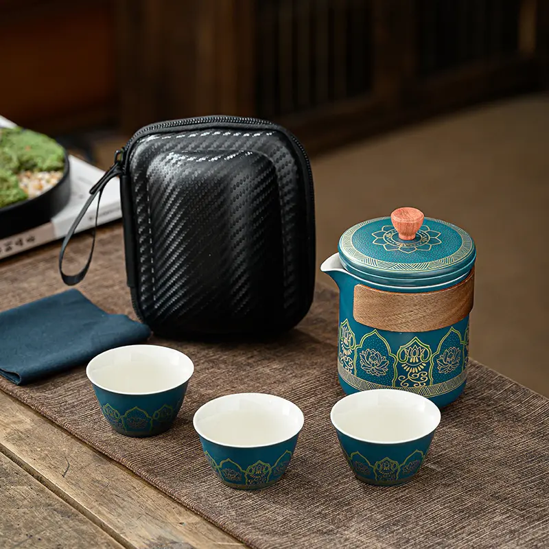 मिनी पोर्टेबल सिरेमिक ट्रैवल चायदानी और कप सेट एक चायदानी तीन चाय कप चायदानी सेट पैकेज बैग के साथ
