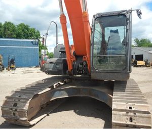 Excavatrices d'occasion à prix avantageux ZX240 Excavatrice Hitachi d'occasion Excavatrice à chenilles Hitachi d'origine 240 270 d'occasion - Product Image 5