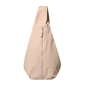Sac à dos imperméable ultra léger pour femmes, personnalisable en sac à bandoulière multi-usages - Product Image 4