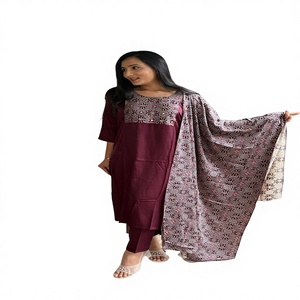 Kurti de Seda Cosmos Gaji con Trabajo de Espejos Reales, Ropa de Boda para Mujer, Hecho en India, En Stock - Product Image 1