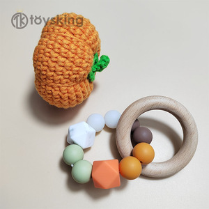 Regalo <span class=keywords><strong>de</strong></span> Halloween para Bebés, Juguete Hecho a Mano, <span class=keywords><strong>Sonajero</strong></span> <span class=keywords><strong>de</strong></span> <span class=keywords><strong>Calabaza</strong></span> <span class=keywords><strong>de</strong></span> Ganchillo Amigurumi, Pulsera <span class=keywords><strong>de</strong></span> Cuentas <span class=keywords><strong>de</strong></span> Silicona, Mordedor <span class=keywords><strong>de</strong></span> Anillo <span class=keywords><strong>de</strong></span> Madera - Product Image 3