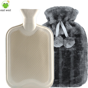 Housse en tissu pelucheux amovible et lavable compatible avec le sac à <span class=keywords><strong>eau</strong></span> <span class=keywords><strong>chaude</strong></span> en caoutchouc rempli d'<span class=keywords><strong>eau</strong></span>, plusieurs options au choix - Product Image 4