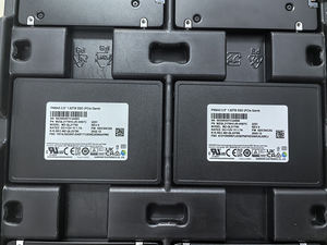 لمحرك الحالة الصلبة من smm9a3 من smit "U.<span class=keywords><strong>2</strong></span> SSD - Product Image 6