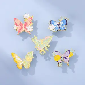 Usine directe femmes personnalisé émail doux badge métal coloré en gros pas cher broche papillon fleur broche