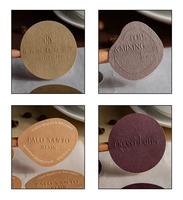 Autocollant adhésif coloré mat gaufré 3D écologique en gros pour emballage de bougies, cadeaux et artisanat