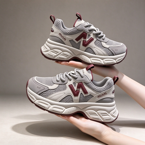 Zapatillas deportivas de plataforma con suela gruesa y transpirables para mujer, estilo casual, para caminar, deportivas, que aumentan la altura, tendencia 2027. - Product Image 1