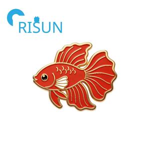 Broche de Metal Personalizado em Forma de Peixe Sortudo, Presente para Amantes de Peixes, Pin de Esmalte de Peixe Betta Siamês - Product Image 2