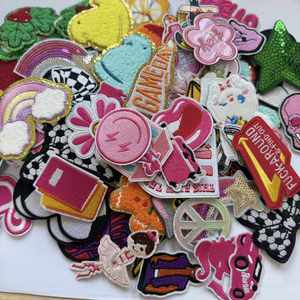 Patchs brodés thermocollants en stock – Sac surprise de 10 pièces aléatoires pour la décoration de vêtements - Product Image 4