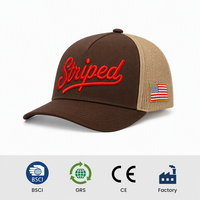 Op maat gemaakte luxe Oxford Dobby 3D Puff borduurwerk baseballcap crème marine tweekleurig gebogen klep metalen gespsluiting Amerikaanse vlag