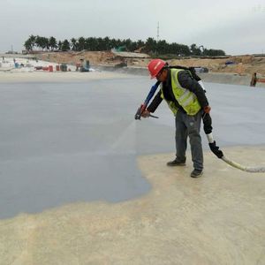 Revêtement imperméable en polyurée pulvérisable écologique certifié CE pour les sous-sols résidentiels et les plateformes de stationnement commerciales - Product Image 5