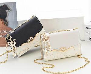 Borsa a Tracolla da Donna alla Moda, Borsa da Viaggio e da Sera, Portamonete per Cellulare con Ciondolo di Perle - Product Image 1