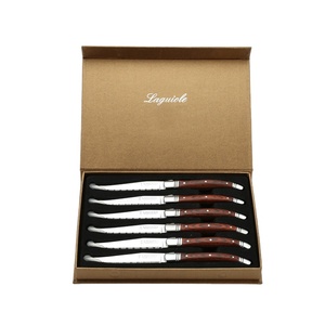 Meilleure vente en Europe <span class=keywords><strong>Couteau</strong></span> <span class=keywords><strong>à</strong></span> <span class=keywords><strong>steak</strong></span> 6 pièces en acier inoxydable <span class=keywords><strong>à</strong></span> lame dentelée et manche en bois avec boîte-cadeau en métal - Product Image 1