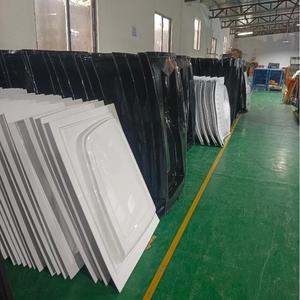 Fabricante de piezas de plástico de formación de vacío duradero personalizado | Corte de alta calidad formado al vacío respetuoso con el medio ambiente - Product Image 1