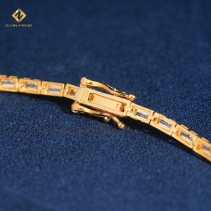 Bracelet tennis unisexe de luxe ZUANFA JEWELRY en moissanite taille émeraude, plaqué or 18 carats, serti clos, design géométrique - Product Image 6