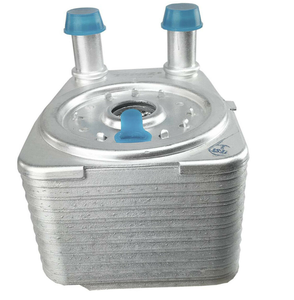 เครื่องยนต์น้ำมัน cooler สำหรับ VW <span class=keywords><strong>GOLF</strong></span> SKODA OCTAVIA LEON AUDI TT 038117021B - Product Image 1