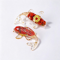 Décorations et souvenirs en résine de quartz naturel Guanlan : Statues miniatures de poissons Koi, tendance mode
