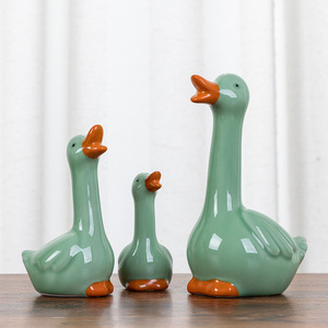 Ensemble d'ornements en céramique verte pour la famille de canards, décoration pour salon, chambre d'enfant, décoration de la maison - Product Image 1