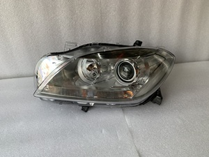 Faros delanteros originales de <span class=keywords><strong>segunda</strong></span> <span class=keywords><strong>mano</strong></span> de alta calidad adecuados para faros halógenos <span class=keywords><strong>Mercedes</strong></span> Benz ML Grade W166 2012-2015 - Product Image 3
