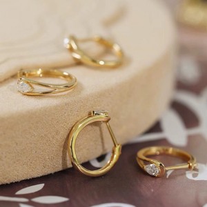 Piccoli orecchini a clip a forma di goccia per donna, gioielli alla moda con ciondolo a goccia scintillante - Product Image 4