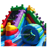 Structure gonflable commerciale combinée pour enfants : château gonflable et parcours d'obstacles à louer