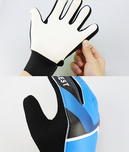 Gants <span class=keywords><strong>de</strong></span> protection pour les doigts et les paumes des gardiens <span class=keywords><strong>de</strong></span> but pour les élèves, les jeunes et les enfants, gants <span class=keywords><strong>de</strong></span> gardien <span class=keywords><strong>de</strong></span> but <span class=keywords><strong>de</strong></span> football - Product Image 4