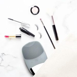 Facial Cleansing Brush Hand Held USB Portable Silicone Waterproof Rechargeable Face Wash Brush Massaging for Deep Cleansing - Product Image 6