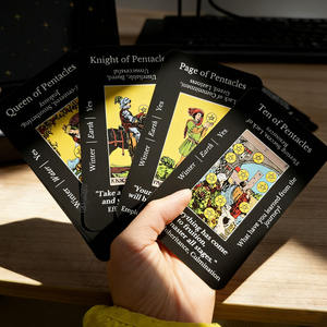 Колода карт Таро/Оракул с золотым тиснением, высококачественная, на заказ, на бумаге, с бархатным мешочком и магнитной коробкой, по цене производителя - Product Image 3