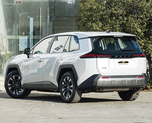 Véhicule d'<span class=keywords><strong>occasion</strong></span> Toyota RAV4 2.0L 2WD CVT 5 portes 5 places essence SUV avec <span class=keywords><strong>toit</strong></span> <span class=keywords><strong>ouvrant</strong></span> panoramique - Product Image 3