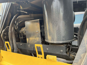 รถดันดินโคมัตสึ 575 มือสอง รถดันดินโคมัตสึ D65 แบบตีนตะขาบสำหรับขาย รถดันดิน D65 D85 D80 สำหรับขาย - Product Image 5