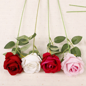 Mini rose artificielle en velours imitation soie pour cadeau de la Saint-Valentin, décoration de mariage et de la maison, accent de bouquet de mariée - Product Image 3