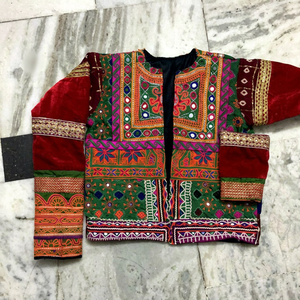 Chaqueta Banjara de algodón con patchwork bordado a mano, chaqueta tribal para mujer, manga larga, para otoño. - Product Image 1