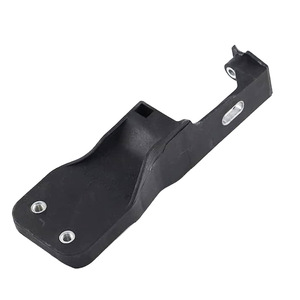 Mercedes-Benz C-Class W204 GLK350 Front Bumper Headlight <b>Bracket</b> Mounting Clip 2046200685 <b>Plastic</b> Left Right Pair - Product Image 2