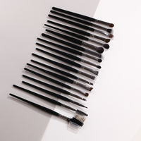 Kit de 18 pinceaux cosmétiques professionnels en poils synthétiques avec logo personnalisé – Outils de beauté multi-styles pour fards à paupières, sourcils et cils