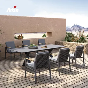 Artie Outdoor Restaurant Furniture Bistro Mesa y sillas Muebles de jardín Outdoor Rattan Dining Table Set