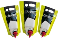 Sachets Doypack en plastique PET jetables en gros pour liquides, jus, vin, café, avec bec verseur, boîte et sac de distribution, et poche à eau