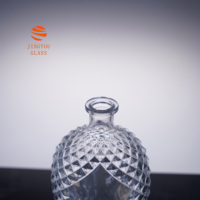 Bouteilles en verre de 700 ml pour brandy, whisky, vodka, entièrement gravées, en forme de losange, en forme d'ananas, logo personnalisable