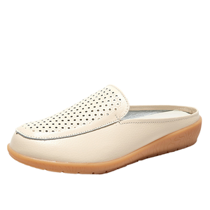 รองเท้าสลิปออนแบบสวมลำลองสำหรับผู้หญิง ดีไซน์เปิดส้น หัวรองเท้าหลากสี รุ่นใหม่สำหรับฤดูใบไม้ผลิและฤดูร้อน รองเท้าแม่แบบเรียบง่าย ดีไซน์โปร่ง ทำจากไมโครไฟเบอร์ - Product Image 1