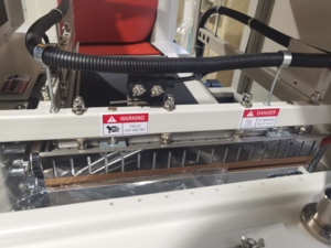 Cuộn băng thu nhỏ phim bao bì máy l-niêm phong máy với nhiệt đường hầm PLC hệ thống - Product Image 5