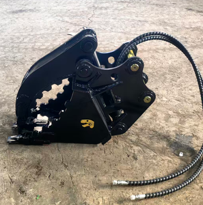 RSBM Godet de préhension hydraulique robuste de 300 mm pour mini-excavatrice Takeuchi TB025, accessoire pour la préhension de billes de bois et de pierres - Product Image 1