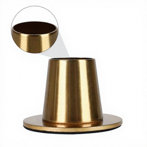 เชิงเทียนทองเหลืองโบราณ ตกแต่งด้วยโลหะ สำหรับตกแต่งบ้าน สไตล์วินเทจ สีทอง - Product Image 1