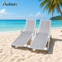 Chaises longues de plage pliables modernes en plastique PP faciles à transporter pour l'extérieur