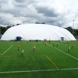 특별히 설계된 거대한 야외 축구 풍선 에어 스타디움 축구 에어 돔 구조