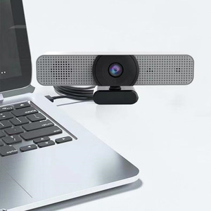 Caméra de conférence USB C920 2K avec champ de vision de 120°, mise au point automatique, 60 ips pour petites salles de réunion et salles de travail collaboratif (Utilisation informatique) - Product Image 2